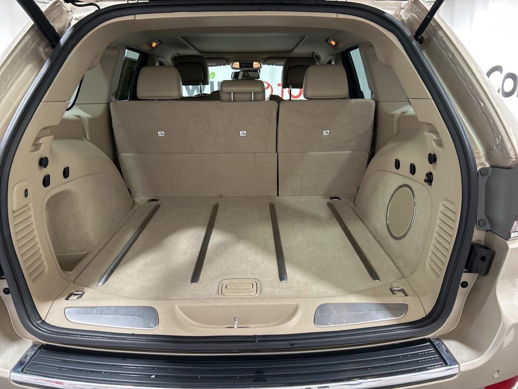 used 2014 Jeep Grand Cherokee car, priced at $16,500