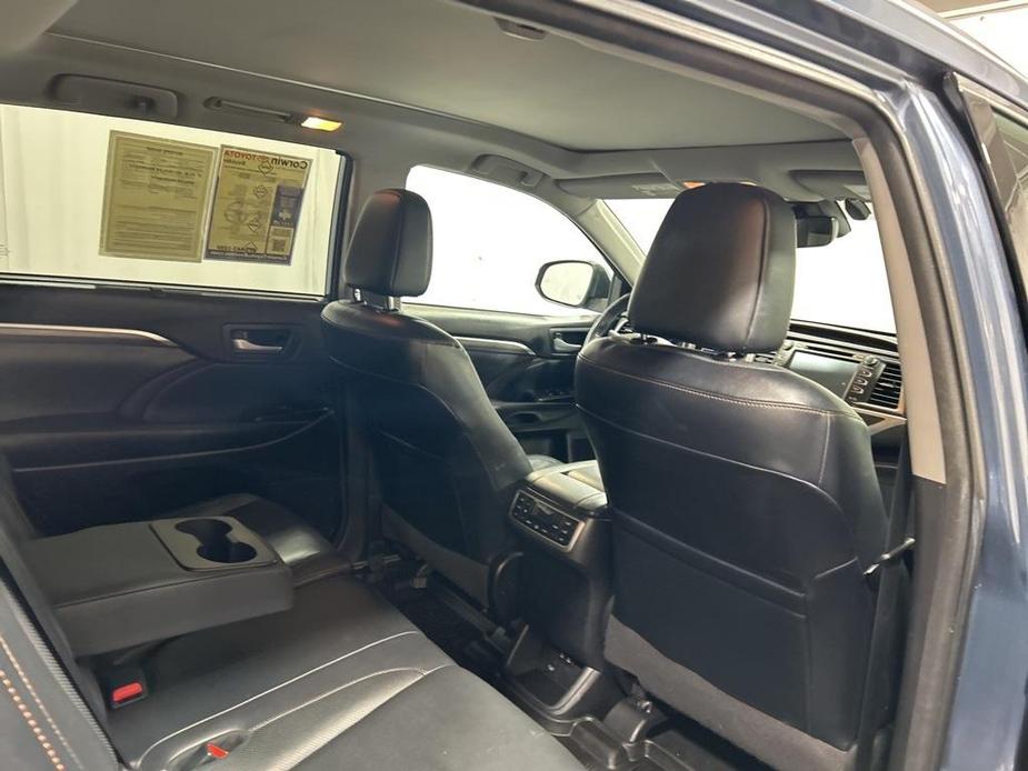 used 2018 Toyota Highlander car, priced at $30,650