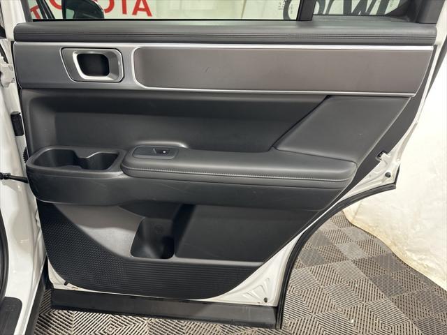 used 2024 Hyundai Santa Fe car, priced at $29,000