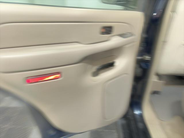 used 2005 GMC Yukon car, priced at $7,250