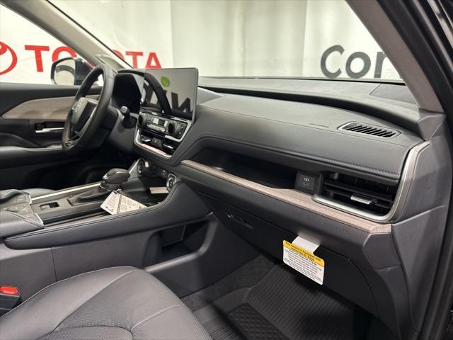 new 2025 Toyota Grand Highlander car, priced at $52,672