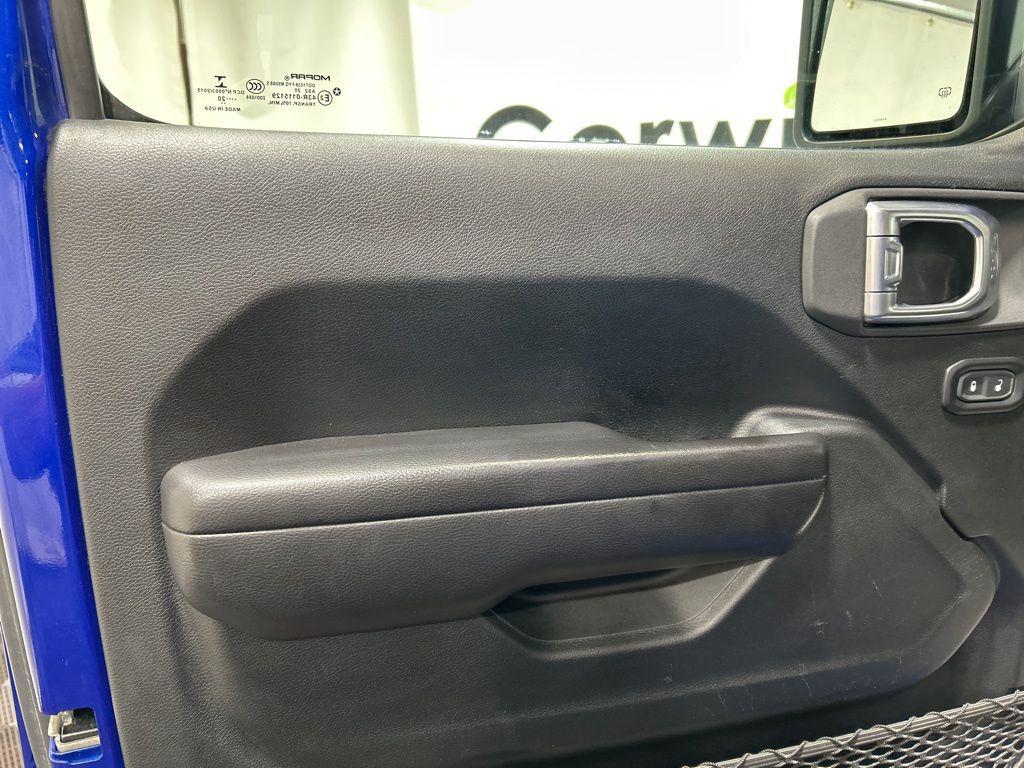 used 2020 Jeep Wrangler Unlimited car, priced at $35,300