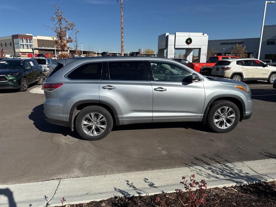 used 2015 Toyota Highlander car, priced at $22,000