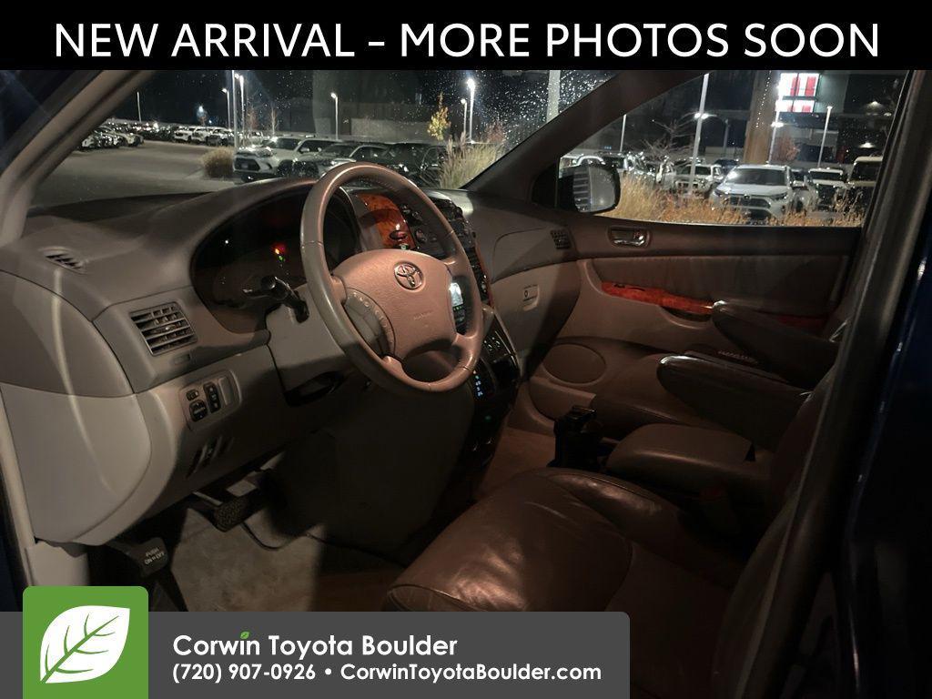 used 2006 Toyota Sienna car, priced at $7,000