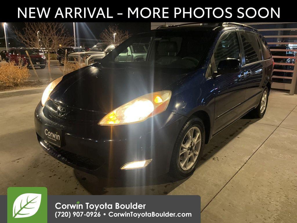 used 2006 Toyota Sienna car, priced at $7,000