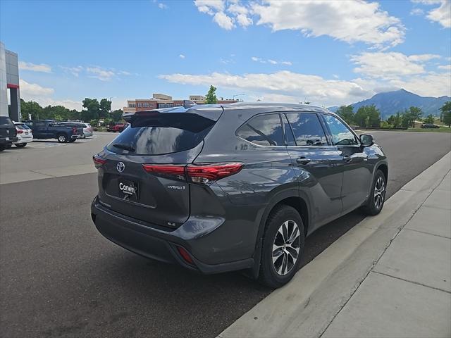 used 2021 Toyota Highlander Hybrid car, priced at $40,000