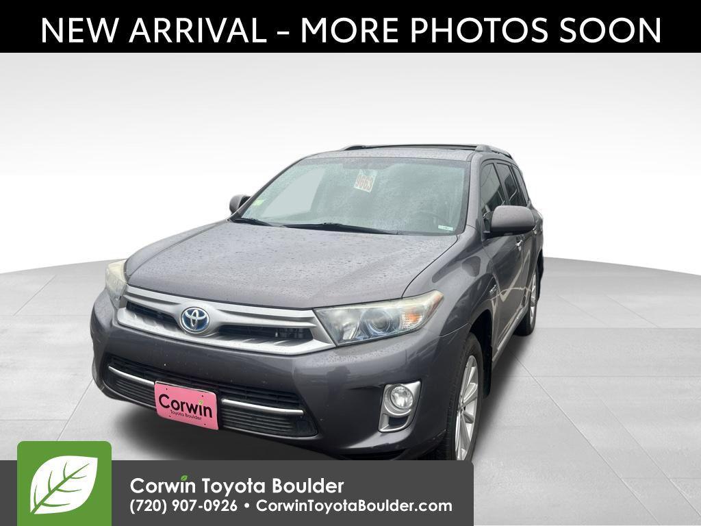 used 2013 Toyota Highlander Hybrid car, priced at $11,900