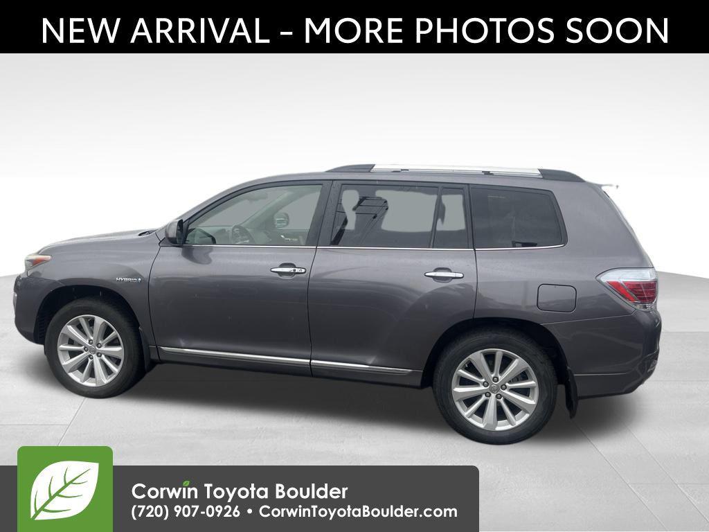 used 2013 Toyota Highlander Hybrid car, priced at $11,900