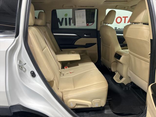 used 2018 Toyota Highlander car, priced at $24,500
