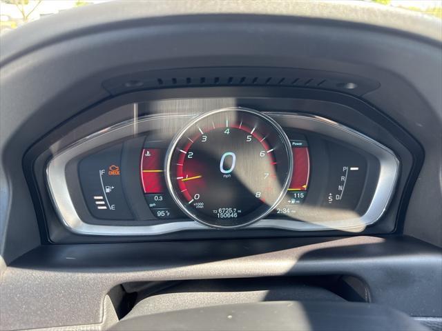used 2015 Volvo XC60 car, priced at $7,000