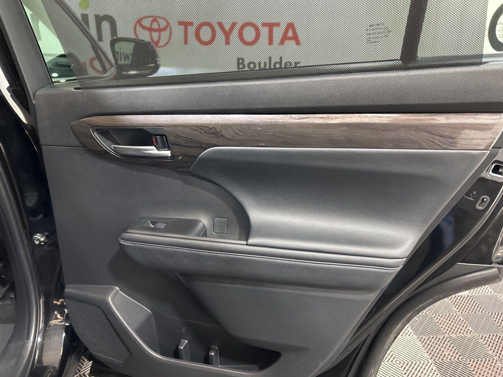 used 2023 Toyota Highlander car, priced at $42,500