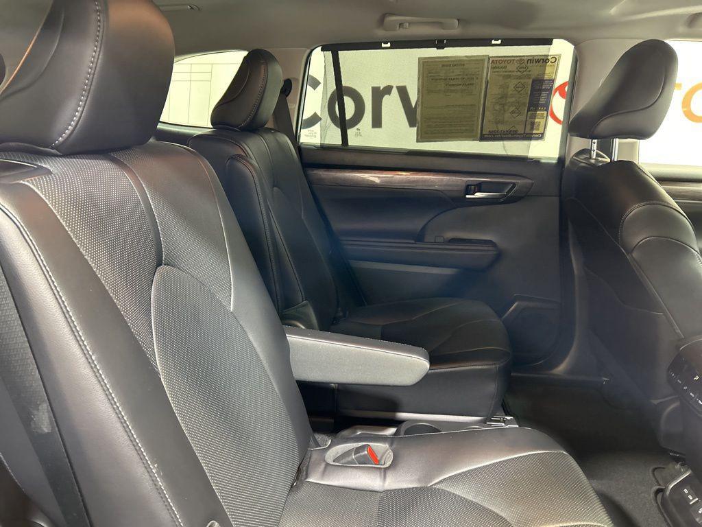 used 2023 Toyota Highlander car, priced at $42,500