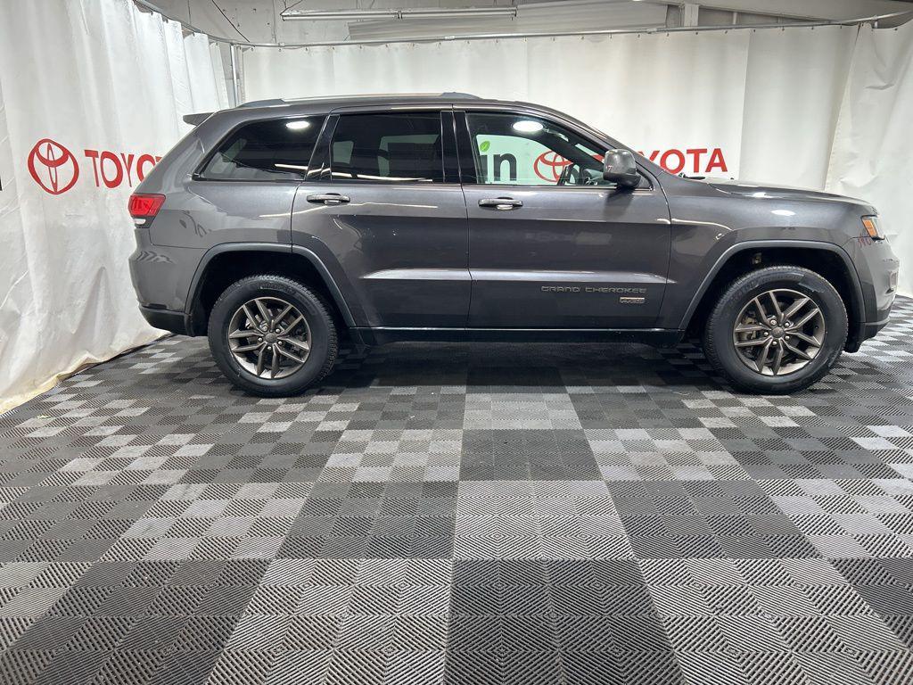 used 2016 Jeep Grand Cherokee car, priced at $12,000
