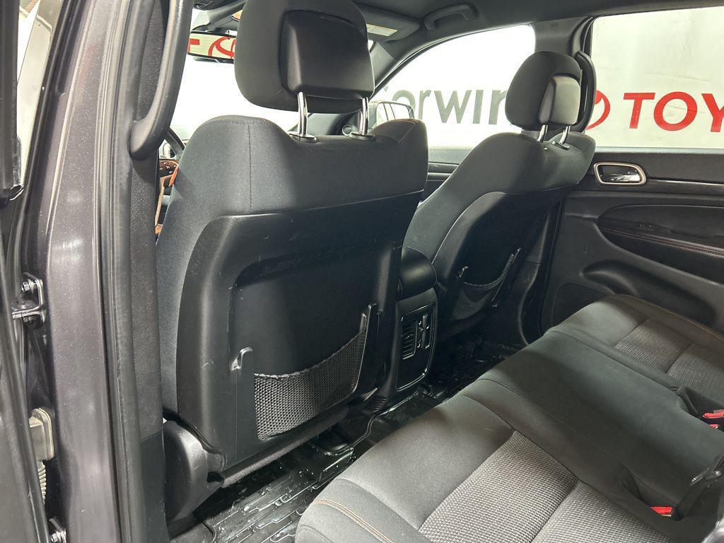 used 2016 Jeep Grand Cherokee car, priced at $12,000