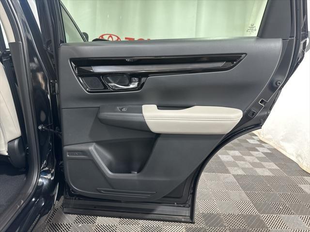 used 2025 Honda CR-V car, priced at $36,500