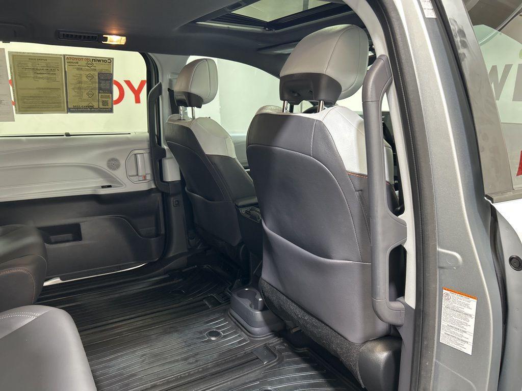 used 2022 Toyota Sienna car, priced at $43,900