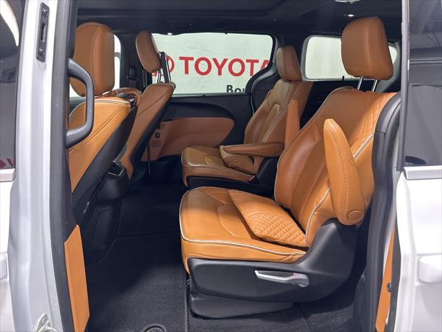 used 2022 Chrysler Pacifica car, priced at $35,550