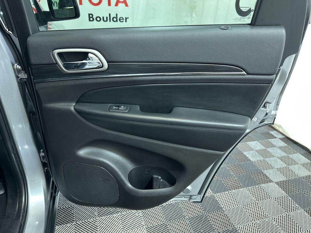 used 2021 Jeep Grand Cherokee car, priced at $24,400