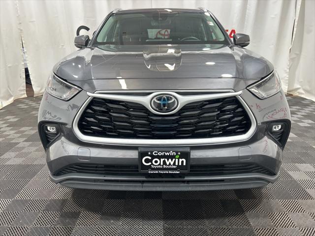 used 2024 Toyota Highlander car, priced at $41,650