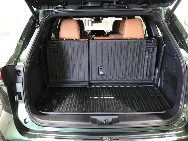 used 2024 Toyota Highlander car, priced at $49,000