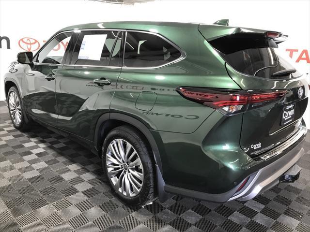 used 2024 Toyota Highlander car, priced at $49,000