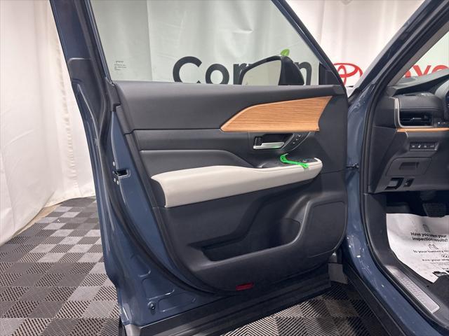 new 2025 Toyota Grand Highlander car, priced at $56,898