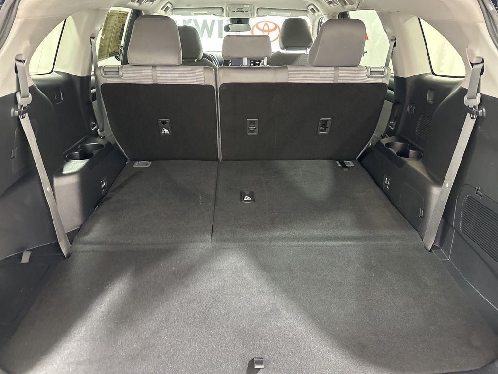 used 2020 Toyota Highlander car, priced at $28,000