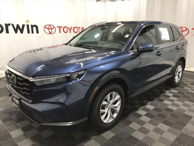 used 2025 Honda CR-V car, priced at $32,000