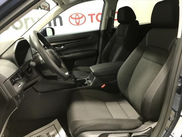 used 2025 Honda CR-V car, priced at $32,000