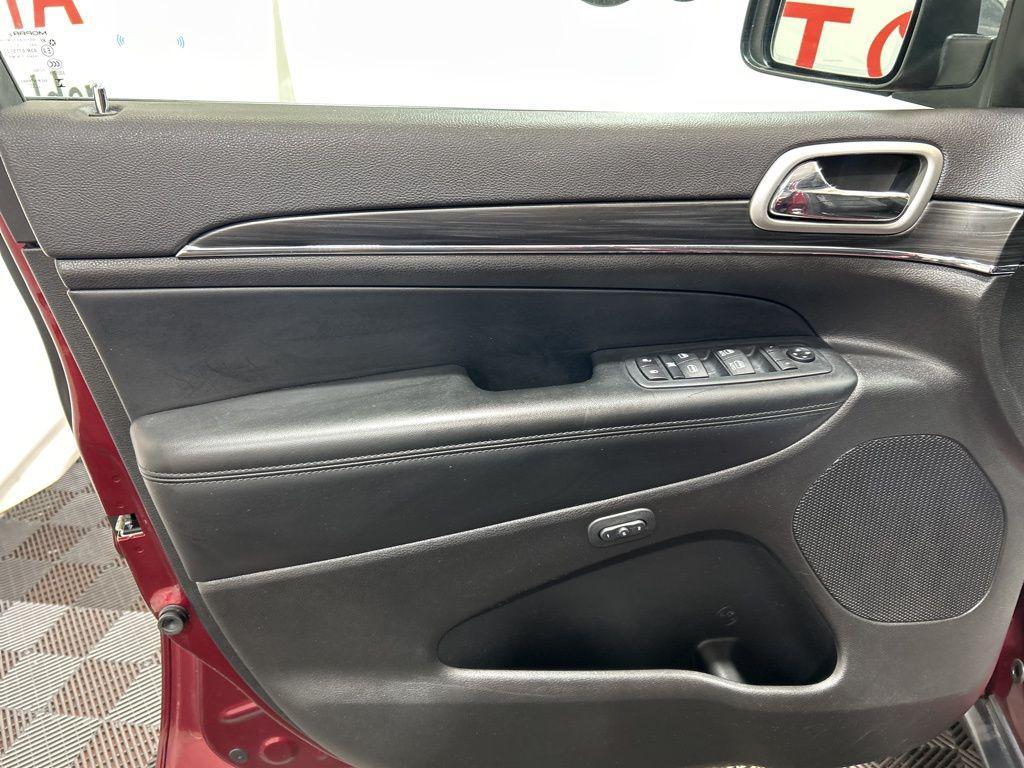 used 2020 Jeep Grand Cherokee car, priced at $24,000