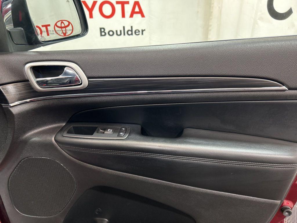 used 2020 Jeep Grand Cherokee car, priced at $24,000