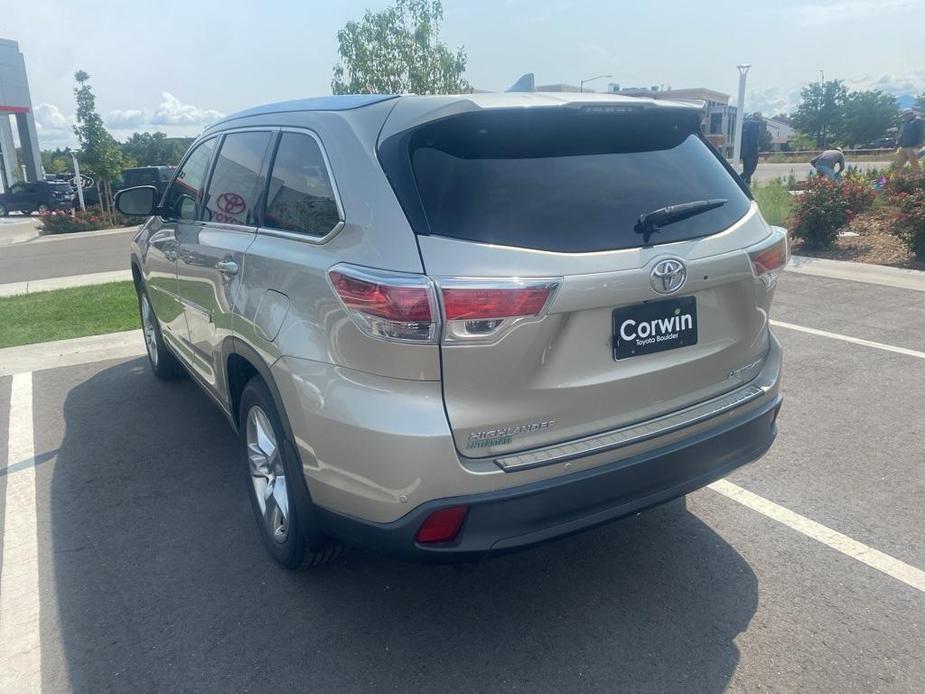 used 2016 Toyota Highlander car, priced at $23,600