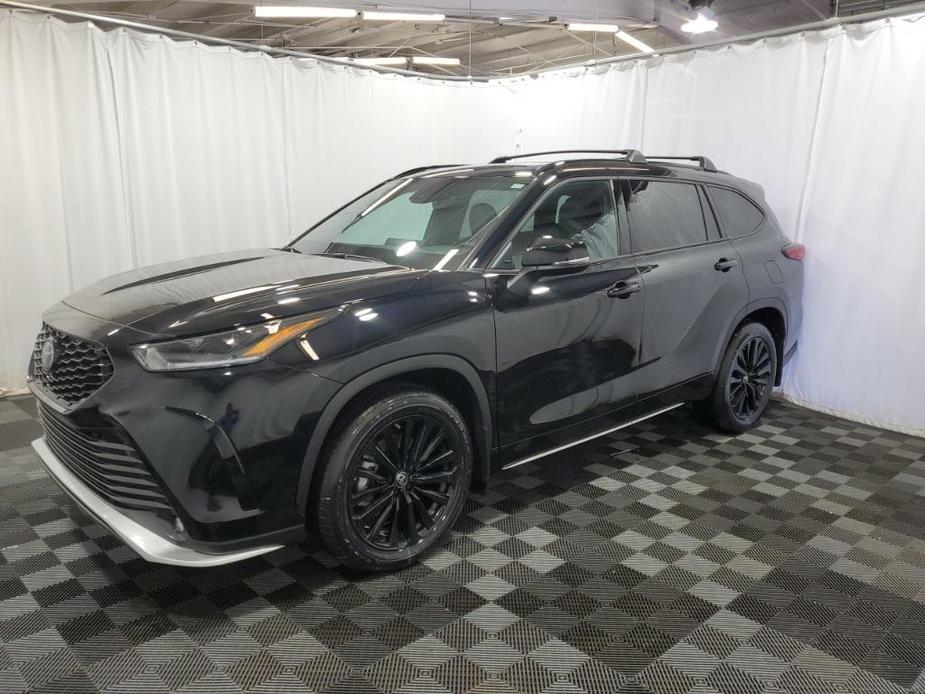 used 2023 Toyota Highlander car, priced at $42,000