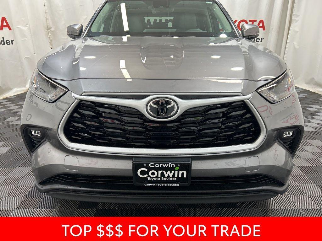 new 2026 Toyota Highlander car, priced at $49,122