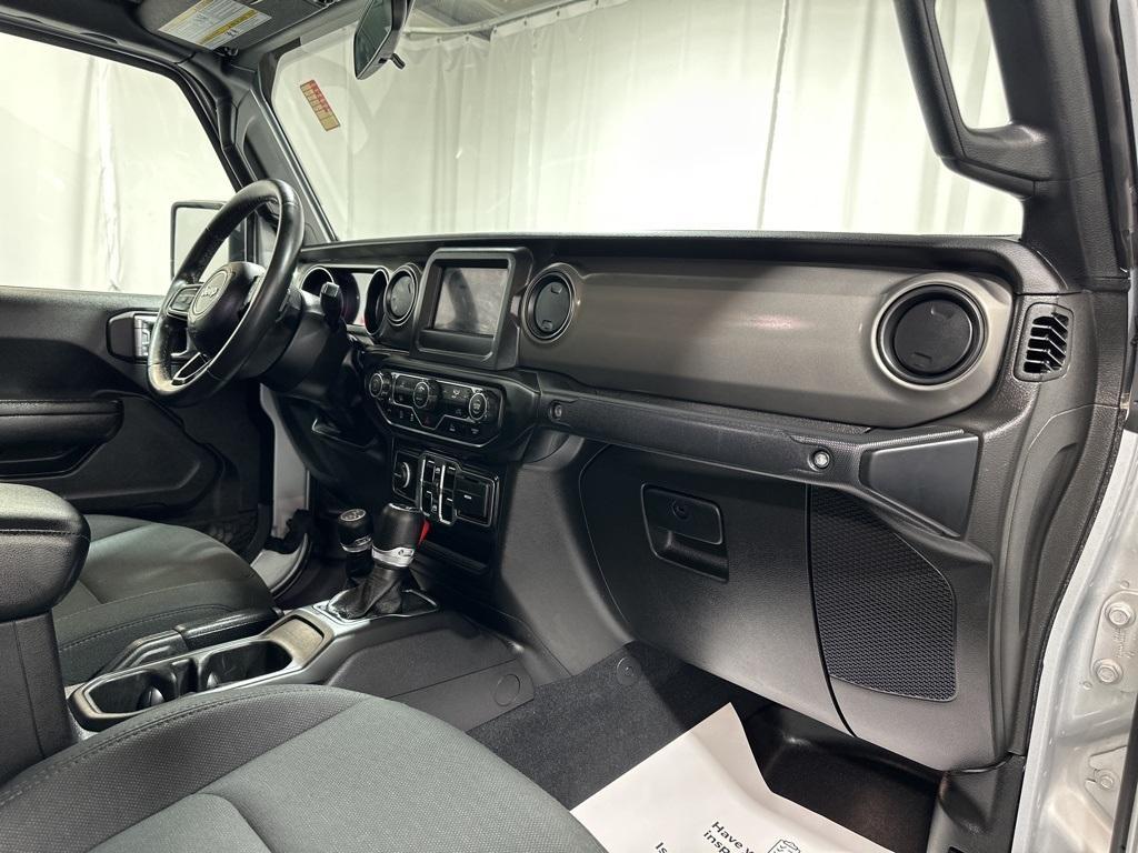 used 2022 Jeep Gladiator car, priced at $31,000