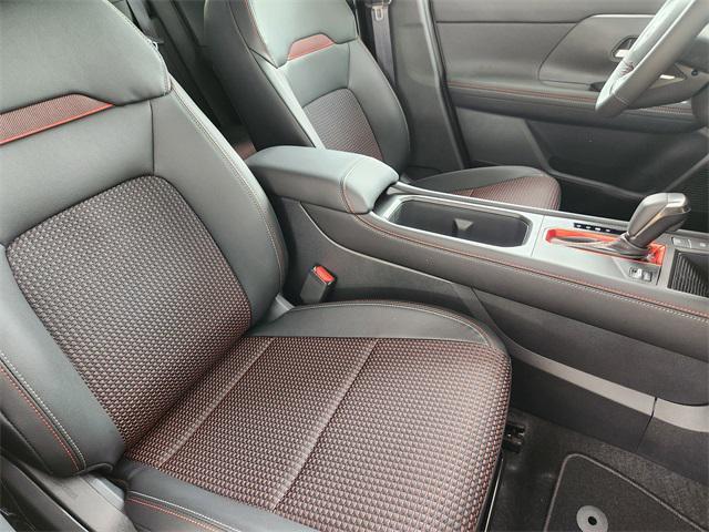 new 2025 Nissan Kicks car, priced at $27,320