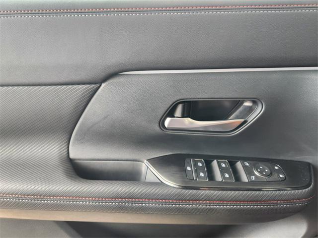 new 2025 Nissan Kicks car, priced at $27,320