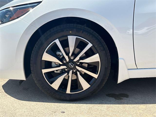 new 2025 Nissan Sentra car, priced at $19,921