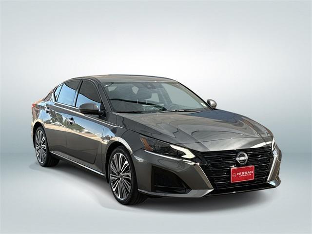 new 2025 Nissan Altima car, priced at $31,603