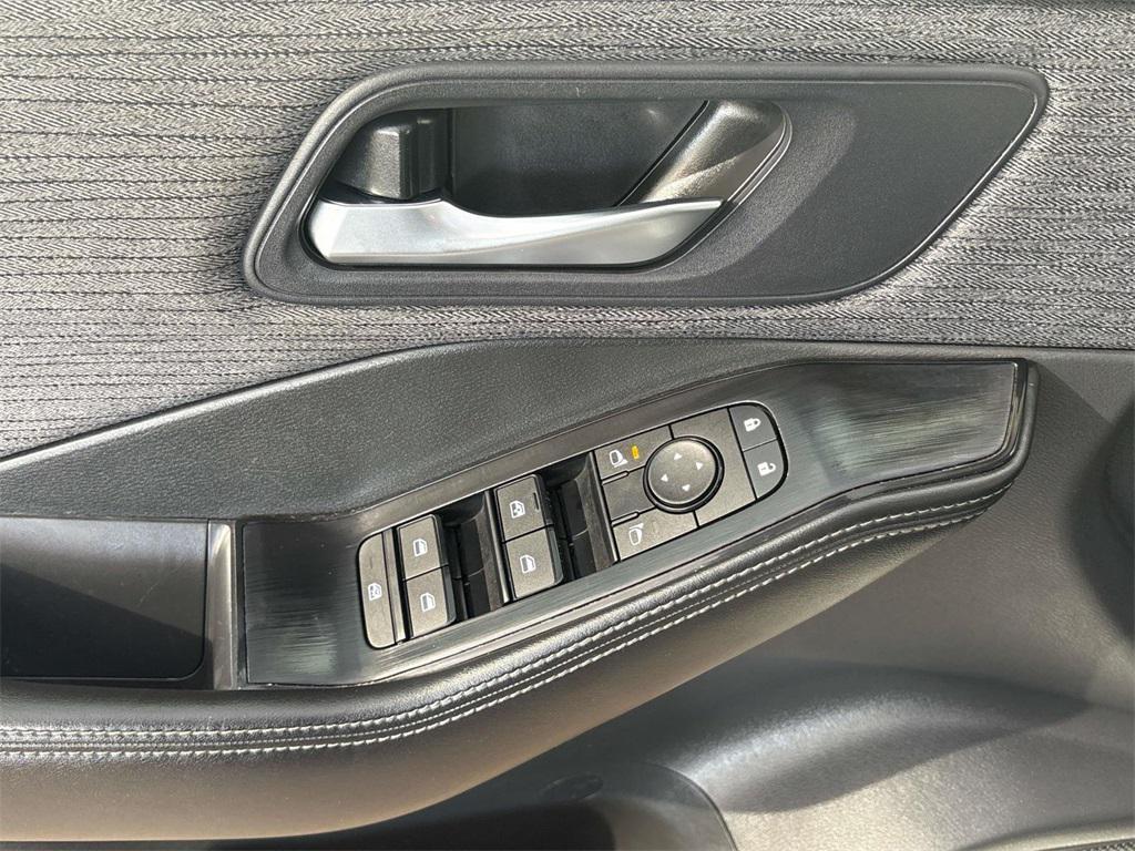 used 2023 Nissan Rogue car, priced at $18,985