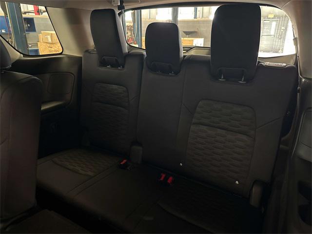 new 2025 Nissan Pathfinder car, priced at $33,657