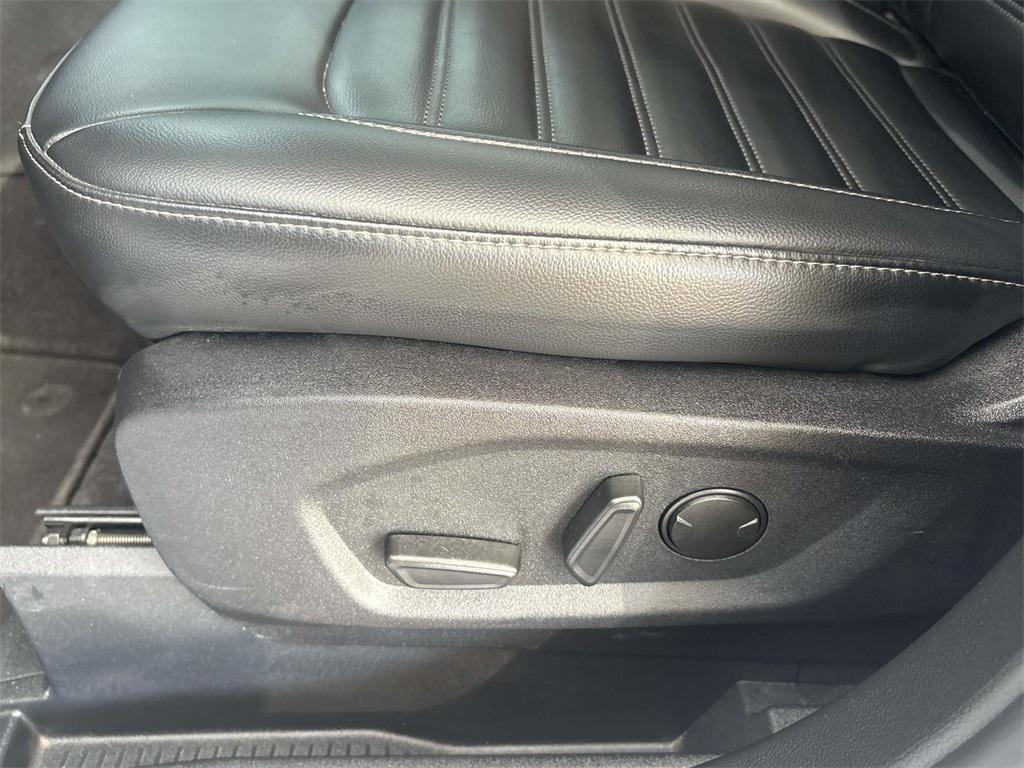 used 2024 Ford Edge car, priced at $22,710