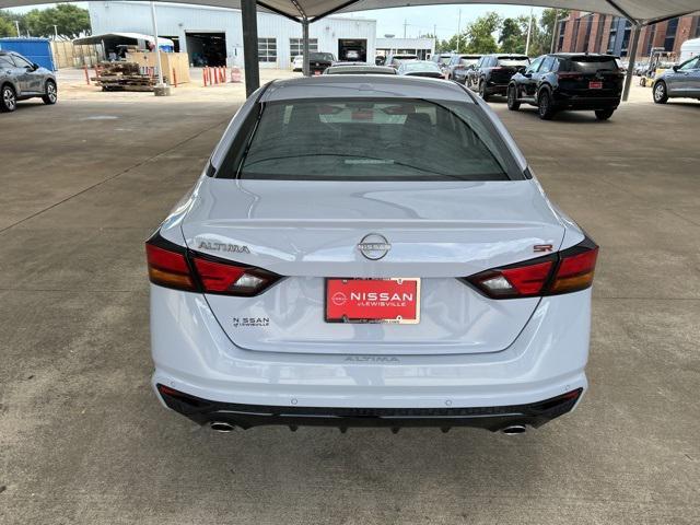 new 2025 Nissan Altima car, priced at $29,255