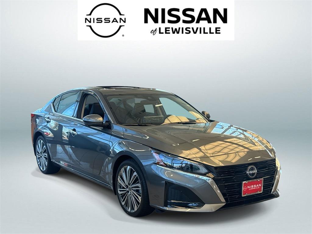 new 2025 Nissan Altima car, priced at $28,613