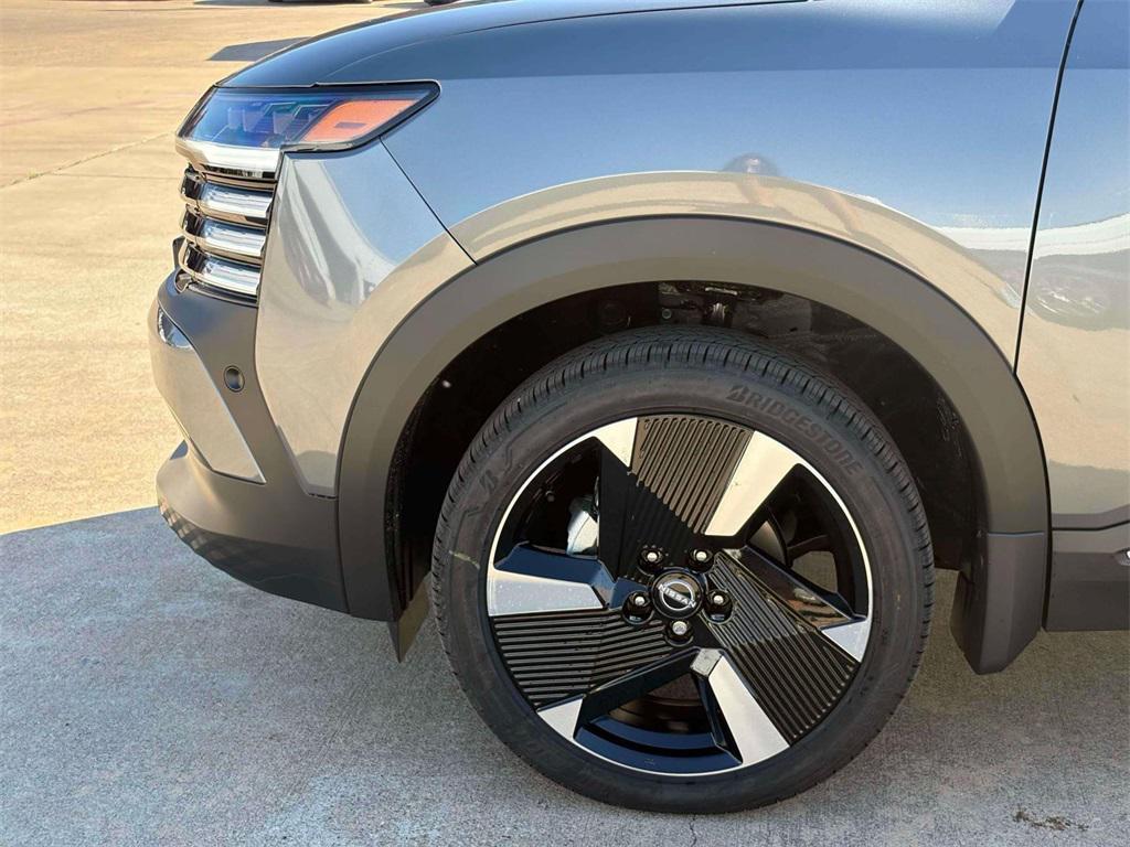 new 2026 Nissan Kicks car, priced at $26,058