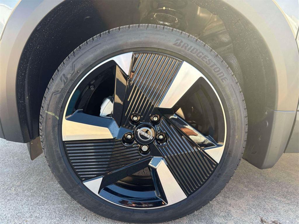 new 2026 Nissan Kicks car, priced at $26,058