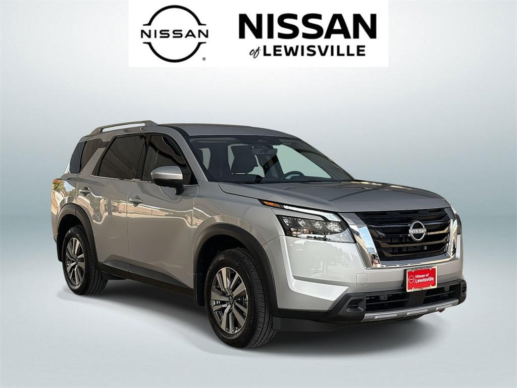 new 2025 Nissan Pathfinder car, priced at $32,423