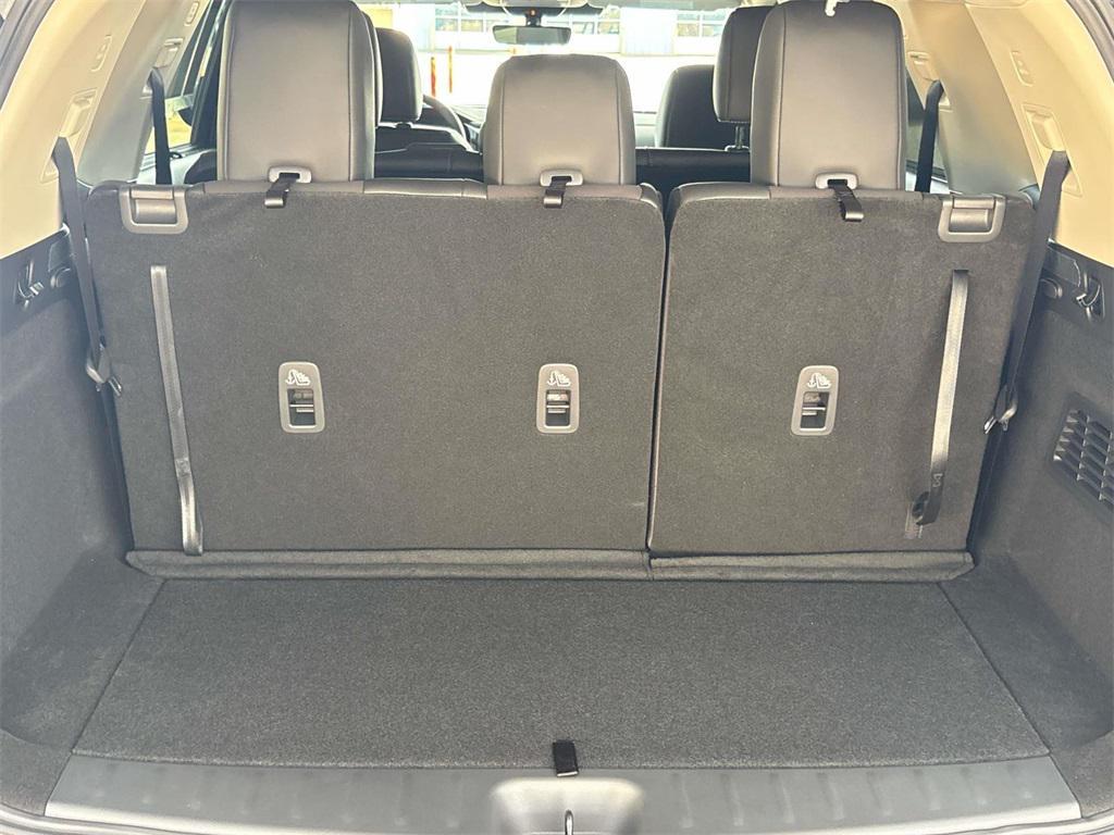 new 2025 Nissan Pathfinder car, priced at $32,423