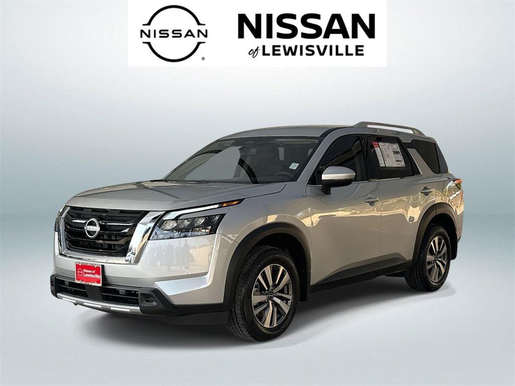 new 2025 Nissan Pathfinder car, priced at $32,423