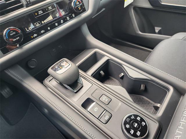 new 2025 Nissan Pathfinder car, priced at $40,360